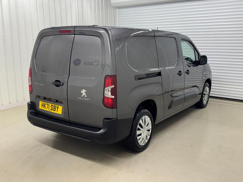 Peugeot Partner 1.5 BlueHDi 950 Professional Premium Long Panel Van 6dr Diesel Manual LWB Euro 6 (100 bhp) - U119324