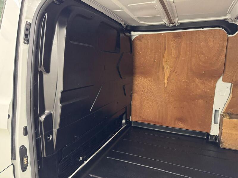 Ford Transit Custom 2.0 280 EcoBlue Limited Panel Van 5dr Diesel Manual L1 H1 Euro 6 (s/s) (130 ps) - U119326