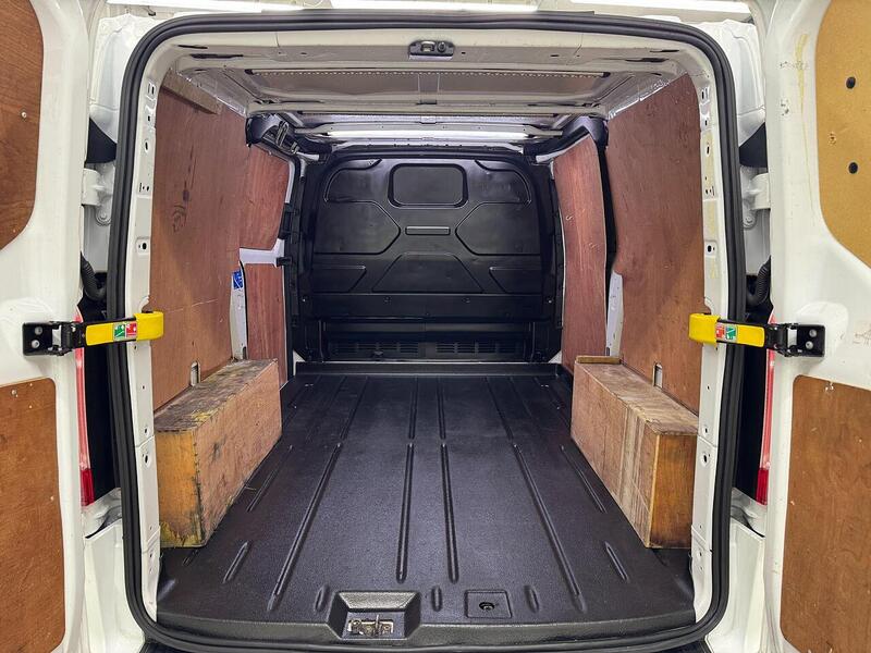 Ford Transit Custom 2.0 280 EcoBlue Limited Panel Van 5dr Diesel Manual L1 H1 Euro 6 (s/s) (130 ps) - U119326