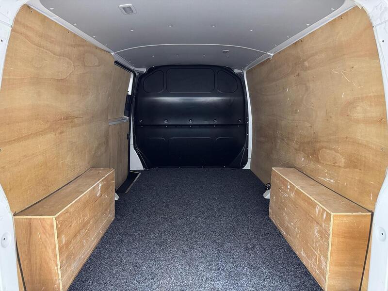 Volkswagen Transporter 2.0 TDI T30 Highline Panel Van 5dr Diesel Manual FWD LWB Euro 6 (s/s) (150 ps) - U119328