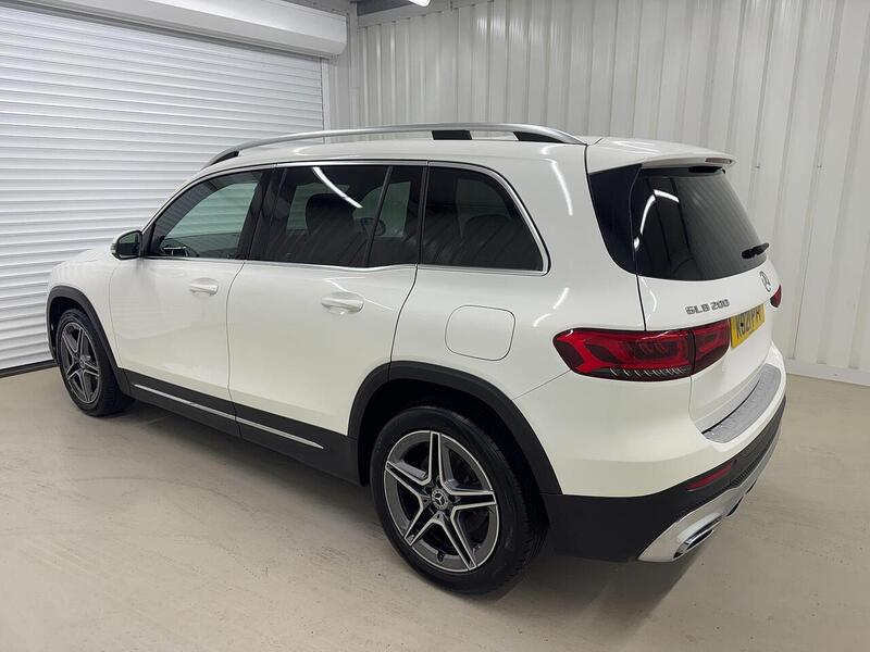 Mercedes-Benz GLB 1.3 GLB200 AMG Line SUV 5dr Petrol 7G-DCT Euro 6 (s/s) (163 ps) - U119329