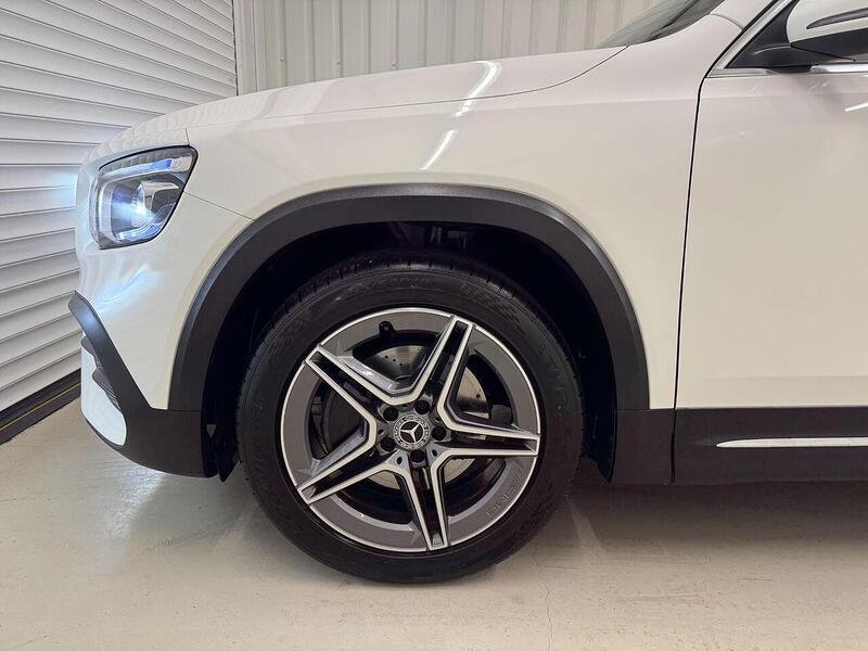 Mercedes-Benz GLB 1.3 GLB200 AMG Line SUV 5dr Petrol 7G-DCT Euro 6 (s/s) (163 ps) - U119329
