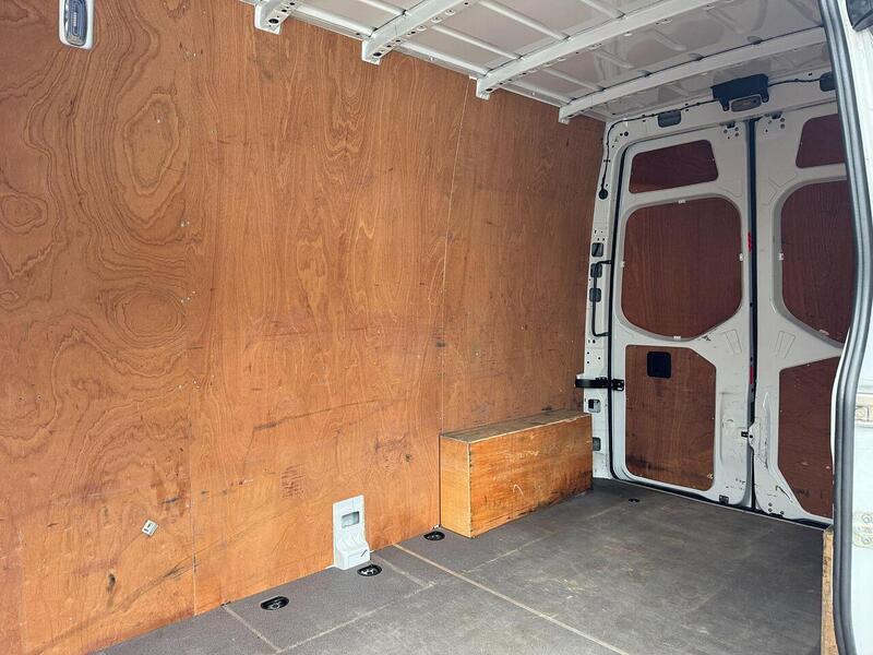 Mercedes-Benz Sprinter 2.0 315 CDI Premium Panel Van 5dr Diesel Manual FWD L2 H2 Euro 6 (s/s) (150 ps) - U119339