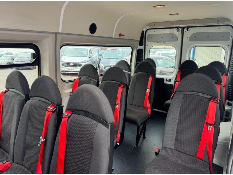 Citroen Relay 2.0 BlueHDi 35 Enterprise Mini Bus 5dr Diesel Manual L3 High Roof Euro 6 (130 ps) - U119342