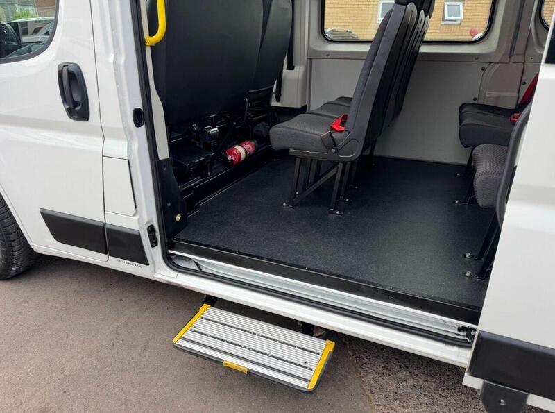 Citroen Relay 2.0 BlueHDi 35 Enterprise Mini Bus 5dr Diesel Manual L3 High Roof Euro 6 (130 ps) - U119342