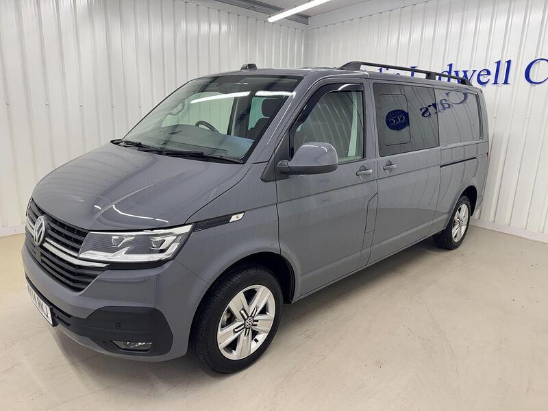 Volkswagen Transporter 2.0 TDI T32 Highline Kombi Double Cab 5dr Diesel DSG FWD LWB Euro 6 (s/s) (150 ps) - U119343