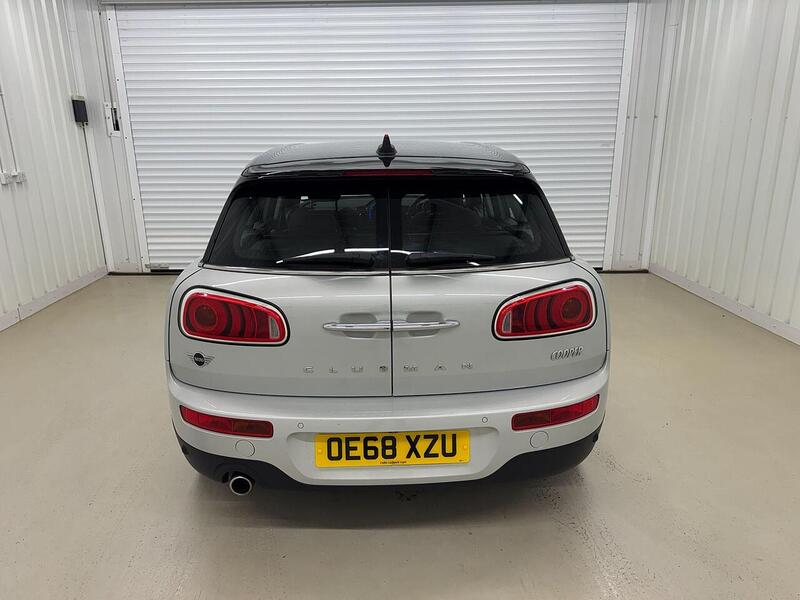 MINI Clubman 1.5 Cooper Classic Estate 6dr Petrol Manual Euro 6 (s/s) (136 ps) - U119347