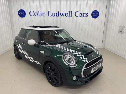 MINI Hatch Hatch Cooper Classic Hatchback 1 Automatic Petrol