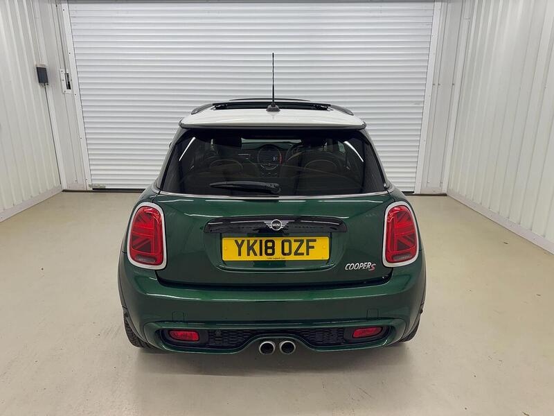 MINI Hatch 2.0 Cooper S Steptronic Euro 6 (s/s) 3dr - U119351