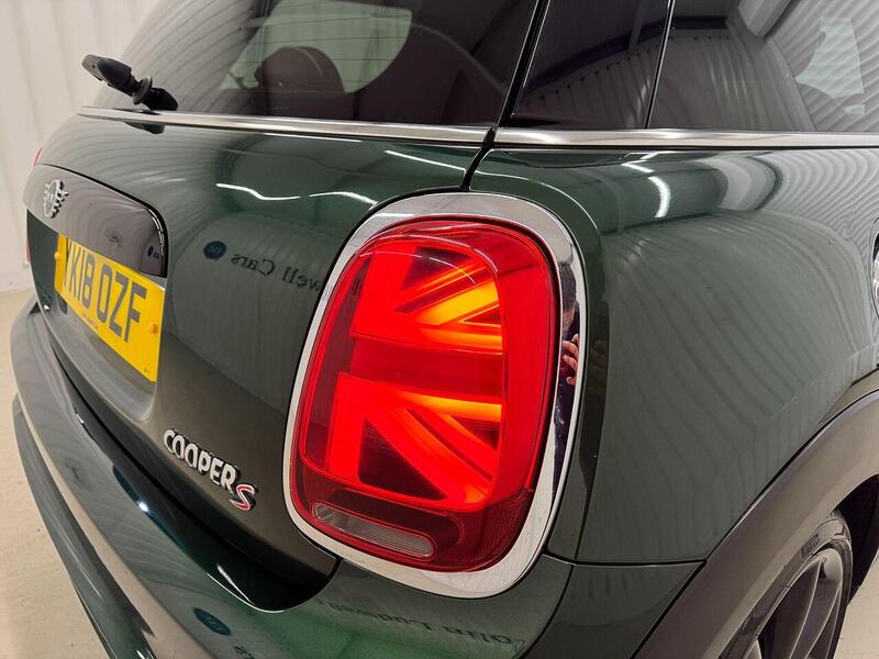 MINI Hatch 2.0 Cooper S Steptronic Euro 6 (s/s) 3dr - U119351