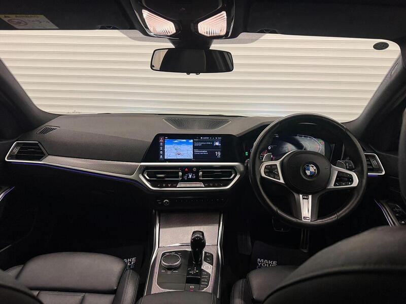 BMW 3 Series 2.0 320i M Sport Touring Auto Euro 6 (s/s) 5dr - U119358