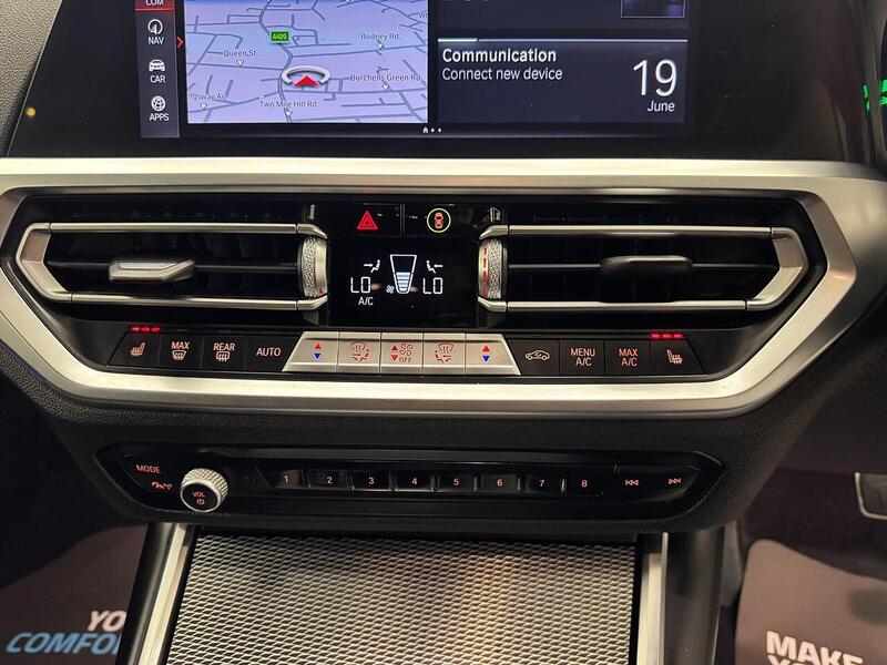 BMW 3 Series 2.0 320i M Sport Touring Auto Euro 6 (s/s) 5dr - U119358
