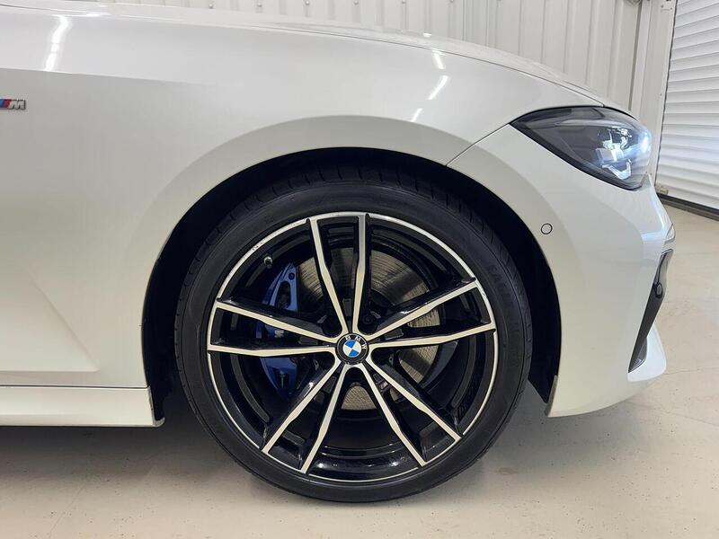 BMW 3 Series 2.0 320i M Sport Touring Auto Euro 6 (s/s) 5dr - U119358