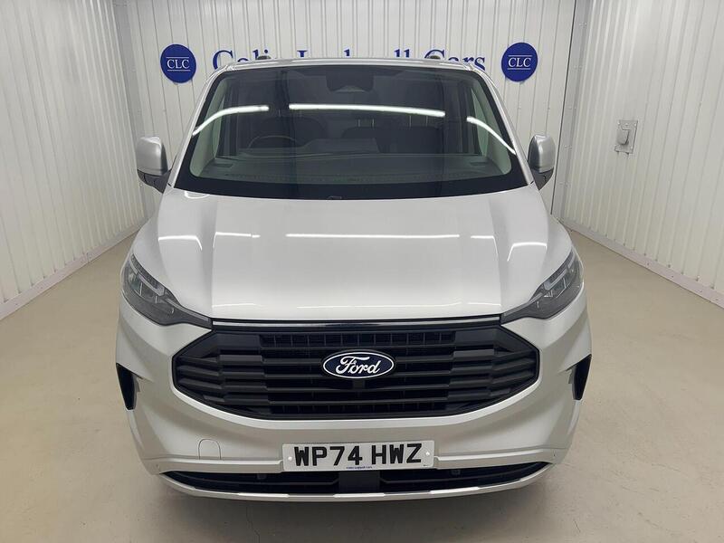 Ford Transit Custom 2.0 300 EcoBlue Limited Panel Van 5dr Diesel Auto L2 H1 Euro 6 (s/s) (136 ps) - U119361