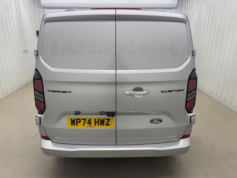 Ford Transit Custom 2.0 300 EcoBlue Limited Panel Van 5dr Diesel Auto L2 H1 Euro 6 (s/s) (136 ps) - U119361