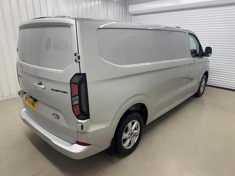 Ford Transit Custom 2.0 300 EcoBlue Limited Panel Van 5dr Diesel Auto L2 H1 Euro 6 (s/s) (136 ps) - U119361
