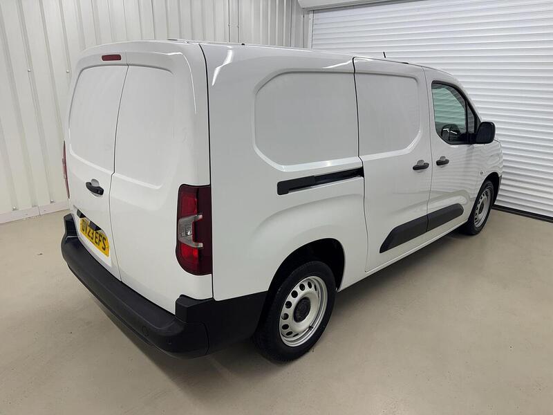 Vauxhall Combo 1.5 Turbo D 2300 Prime Panel Van 6dr Diesel Manual L2 H1 Euro 6 (s/s) (100 ps) - U119362