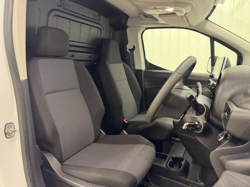 Vauxhall Combo 1.5 Turbo D 2300 Prime Panel Van 6dr Diesel Manual L2 H1 Euro 6 (s/s) (100 ps) - U119362