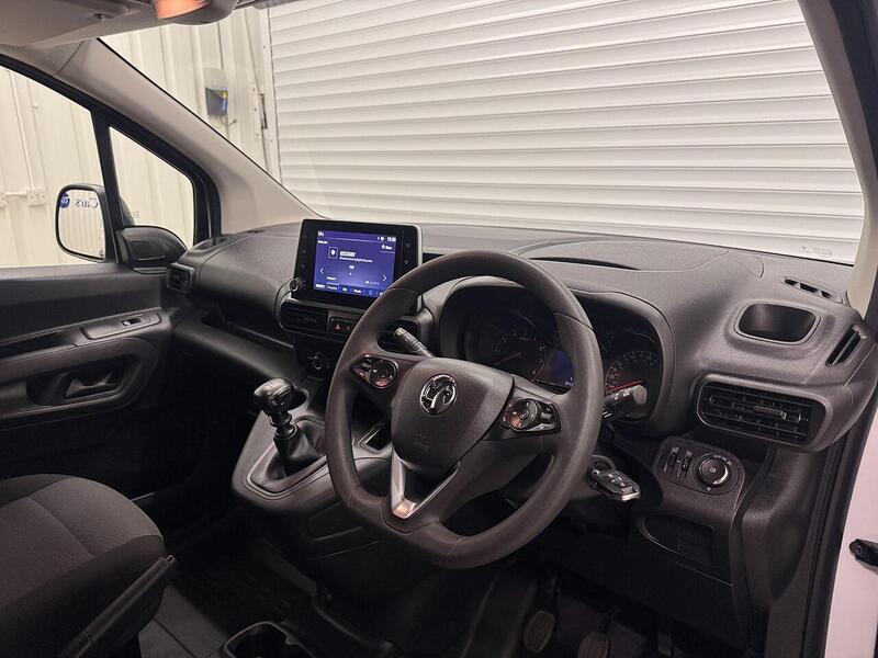 Vauxhall Combo 1.5 Turbo D 2300 Prime Panel Van 6dr Diesel Manual L2 H1 Euro 6 (s/s) (100 ps) - U119362