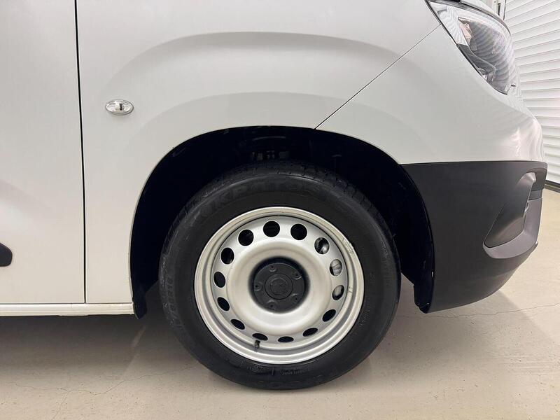 Vauxhall Combo 1.5 Turbo D 2300 Prime Panel Van 6dr Diesel Manual L2 H1 Euro 6 (s/s) (100 ps) - U119362