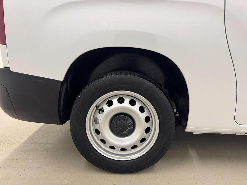 Vauxhall Combo 1.5 Turbo D 2300 Prime Panel Van 6dr Diesel Manual L2 H1 Euro 6 (s/s) (100 ps) - U119362