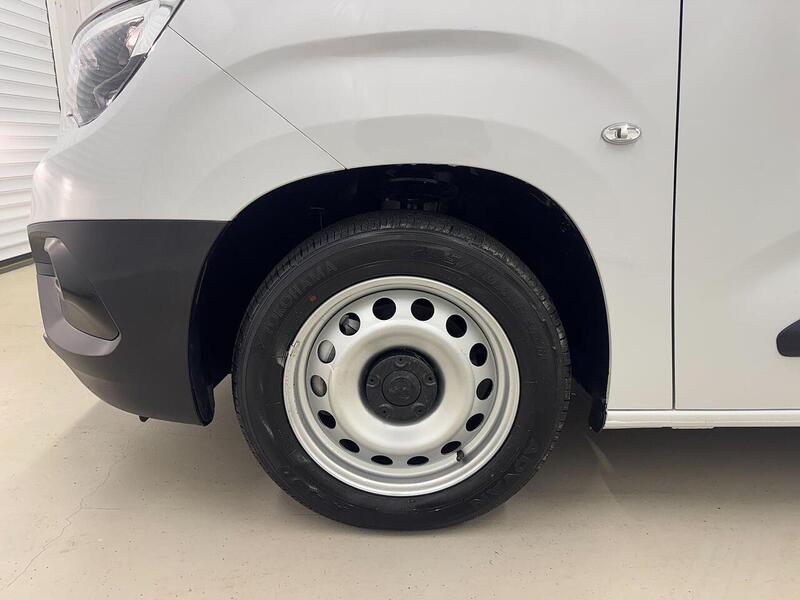 Vauxhall Combo 1.5 Turbo D 2300 Prime Panel Van 6dr Diesel Manual L2 H1 Euro 6 (s/s) (100 ps) - U119362