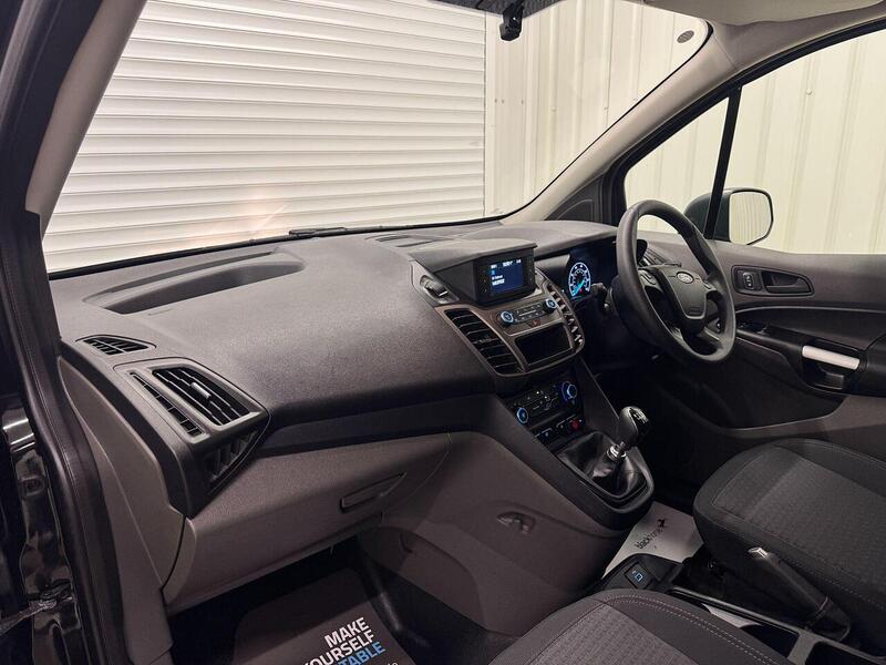 Ford Transit Connect 1.5 220 EcoBlue Trend Panel Van 5dr Diesel Manual L1 Euro 6 (s/s) (75 ps) - U119363