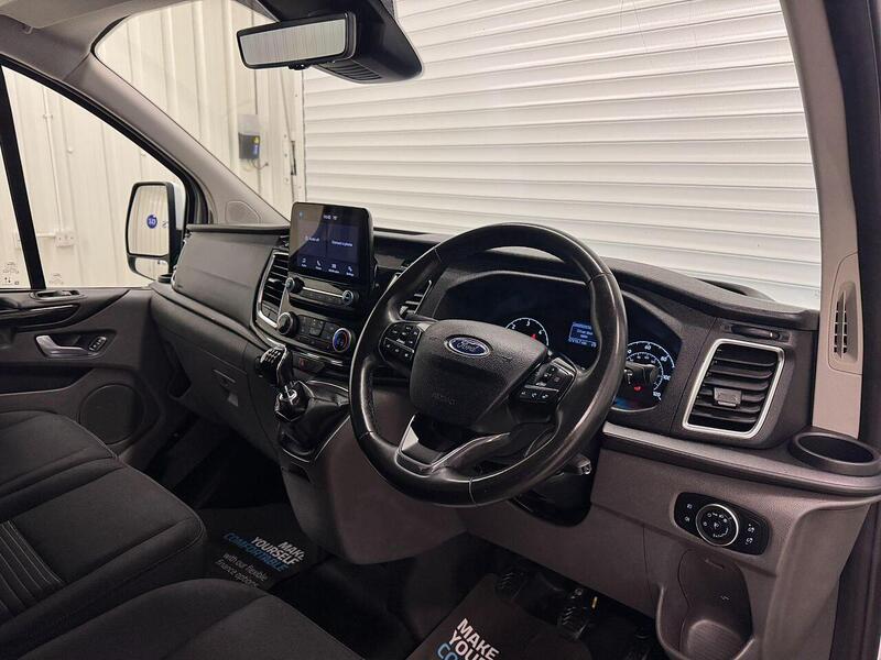 Ford Transit Custom 2.0 300 EcoBlue Limited Panel Van 5dr Diesel Manual L1 H1 Euro 6 (s/s) (130 ps) - U119364