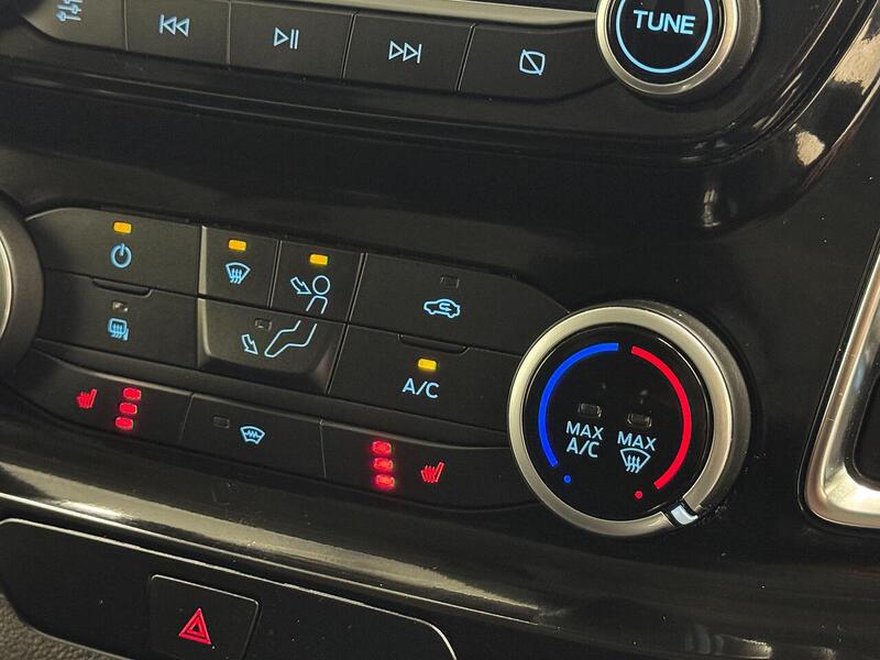 Ford Transit Custom 2.0 300 EcoBlue Limited Panel Van 5dr Diesel Manual L1 H1 Euro 6 (s/s) (130 ps) - U119364