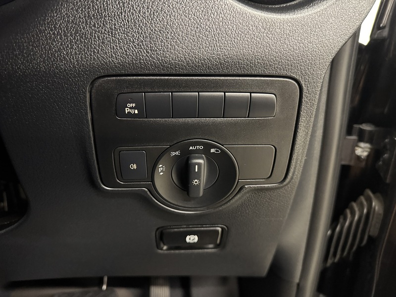 Mercedes-Benz Vito 2.0 119 CDI Premium Crew Van G-Tronic RWD L1 Euro 6 (s/s) 5dr - U119373