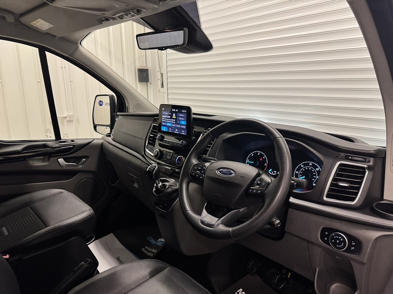 Ford Transit Custom 2.0 320 EcoBlue Active Crew Van Double Cab 5dr Diesel Manual L1 H1 Euro 6 (s/s) (170 ps) - U119374