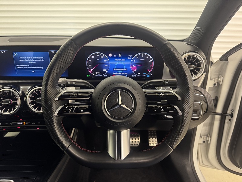 Mercedes-Benz A Class 1.3 A180h MHEV AMG Line (Executive) Hatchback 5dr Petrol Hybrid 7G-DCT Euro 6 (s/s) (150 ps) - U119379