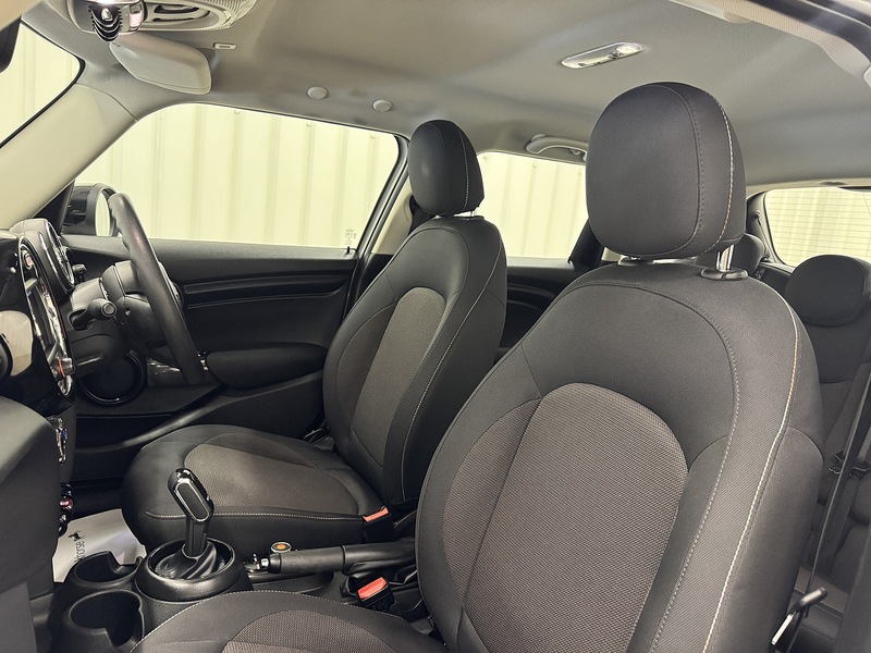 MINI Hatch 1.5 Cooper Classic Steptronic Euro 6 (s/s) 5dr - U119380