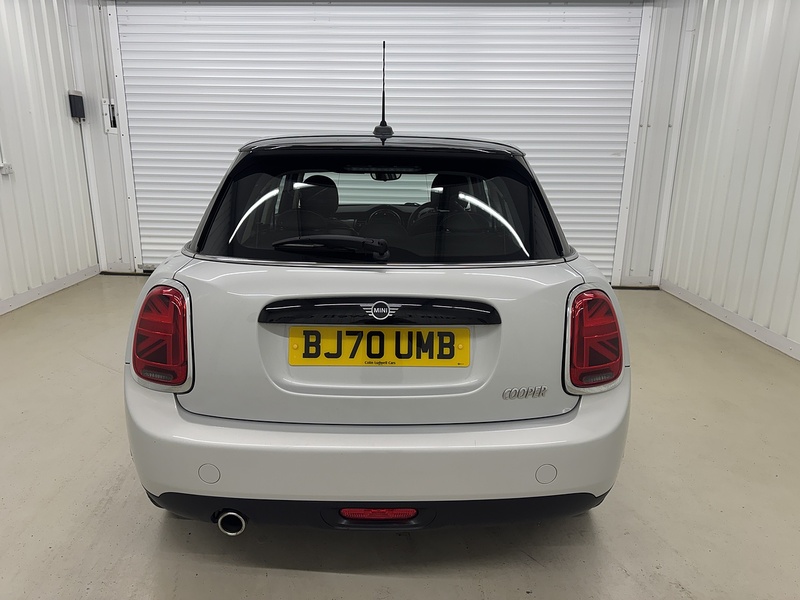 MINI Hatch 1.5 Cooper Classic Steptronic Euro 6 (s/s) 5dr - U119380