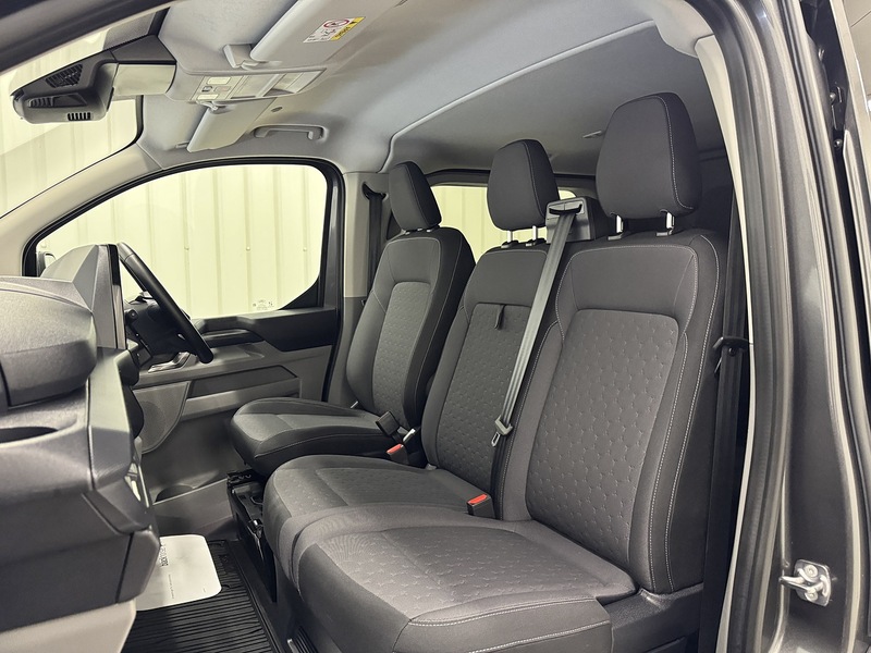 Ford Transit Custom 2.0 320 EcoBlue Limited Crew Van Auto L2 H1 Euro 6 (s/s) 5dr - U119381