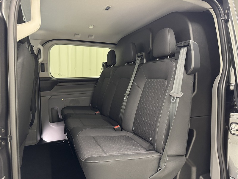 Ford Transit Custom 2.0 320 EcoBlue Limited Crew Van Auto L2 H1 Euro 6 (s/s) 5dr - U119381