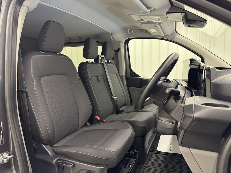 Ford Transit Custom 2.0 320 EcoBlue Limited Crew Van Auto L2 H1 Euro 6 (s/s) 5dr - U119381