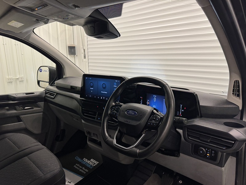 Ford Transit Custom 2.0 320 EcoBlue Limited Crew Van Auto L2 H1 Euro 6 (s/s) 5dr - U119381