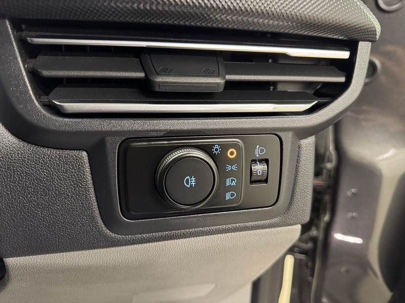 Ford Transit Custom 2.0 320 EcoBlue Limited Crew Van Auto L2 H1 Euro 6 (s/s) 5dr - U119381