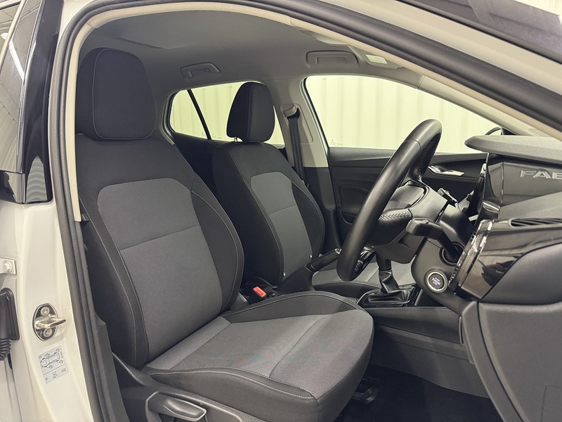 Skoda Fabia 1.0 MPI Colour Edition Euro 6 (s/s) 5dr - U119382