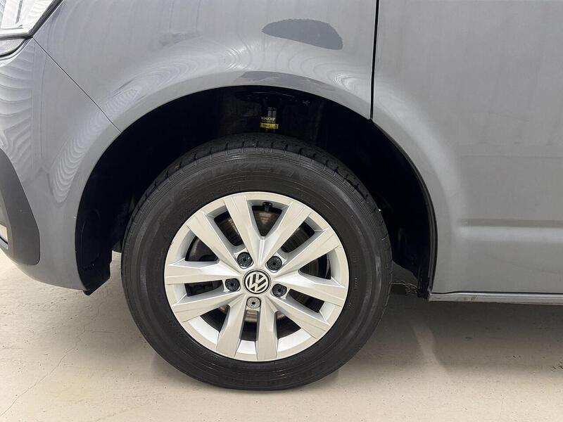 Volkswagen Transporter 2.0 TDI T28 Highline FWD SWB Euro 6 (s/s) 5dr - U119384