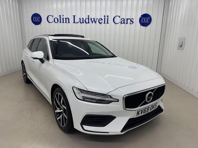 Volvo V60 2.0 T5 Momentum Plus Auto Euro 6 (s/s) 5dr - U119394
