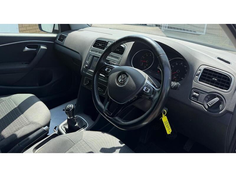 Volkswagen Polo 1.2 TSI Match Edition Hatchback 5dr Petrol Manual Euro 6 (s/s) (90 ps) - U119397