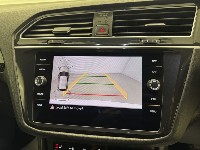 Volkswagen Tiguan 1.5 TSI R-Line DSG Euro 6 (s/s) 5dr - U119400