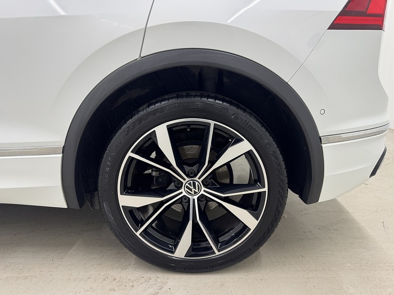 Volkswagen Tiguan 1.5 TSI R-Line DSG Euro 6 (s/s) 5dr - U119400