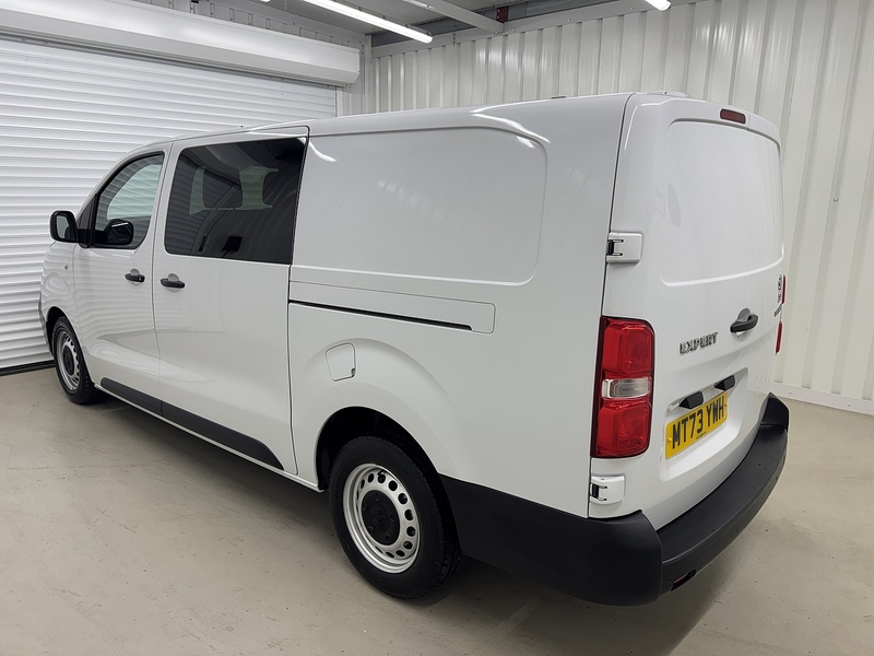 Peugeot Expert 2.0 BlueHDi 1200 Professional Premium Long Crew Van LWB Euro 6 (s/s) 6dr (6 Seat) - U119401