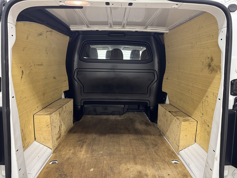 Peugeot Expert 2.0 BlueHDi 1200 Professional Premium Long Crew Van LWB Euro 6 (s/s) 6dr (6 Seat) - U119401