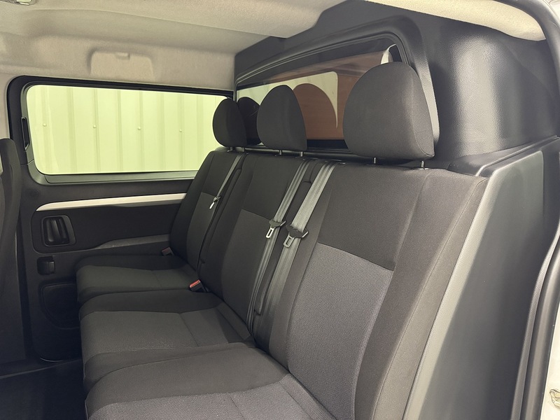 Peugeot Expert 2.0 BlueHDi 1200 Professional Premium Long Crew Van LWB Euro 6 (s/s) 6dr (6 Seat) - U119401