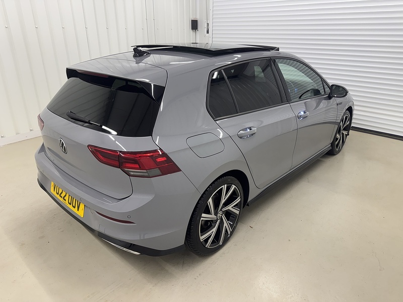 Volkswagen Golf 2.0 TDI R-Line Hatchback 5dr Diesel DSG Euro 6 (s/s) (150 ps) - U119403