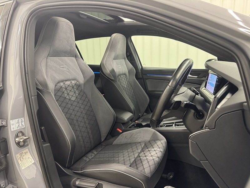 Volkswagen Golf 2.0 TDI R-Line Hatchback 5dr Diesel DSG Euro 6 (s/s) (150 ps) - U119403
